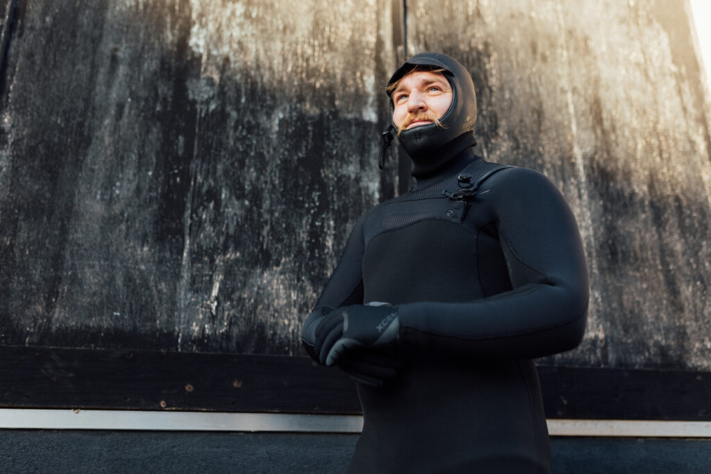 Happy Winter Surfing – Help Choosing New Winter Surf Accessories