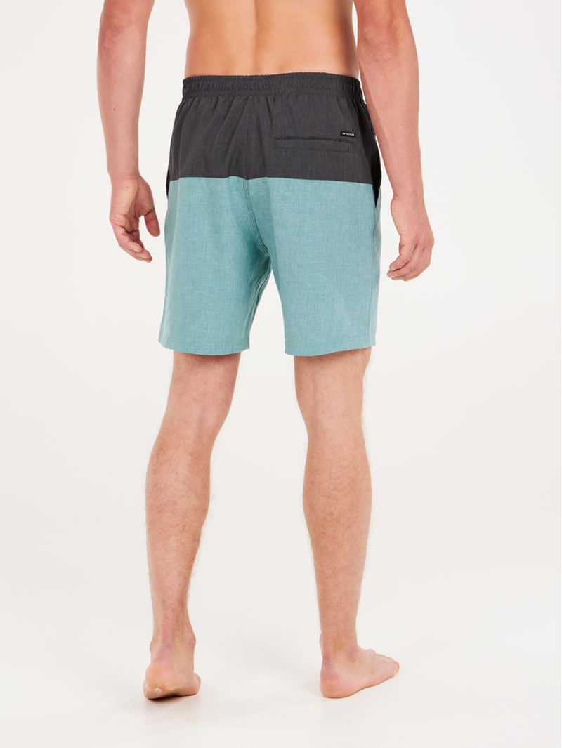 Protest PrtHeli Beachshort Arcticgreen-4