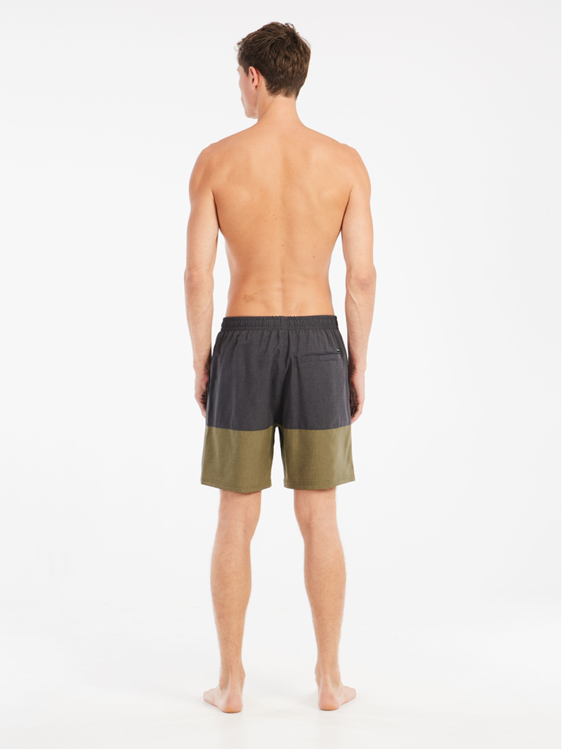 Protest PRTFreddie Beachshorts Camo Green-3