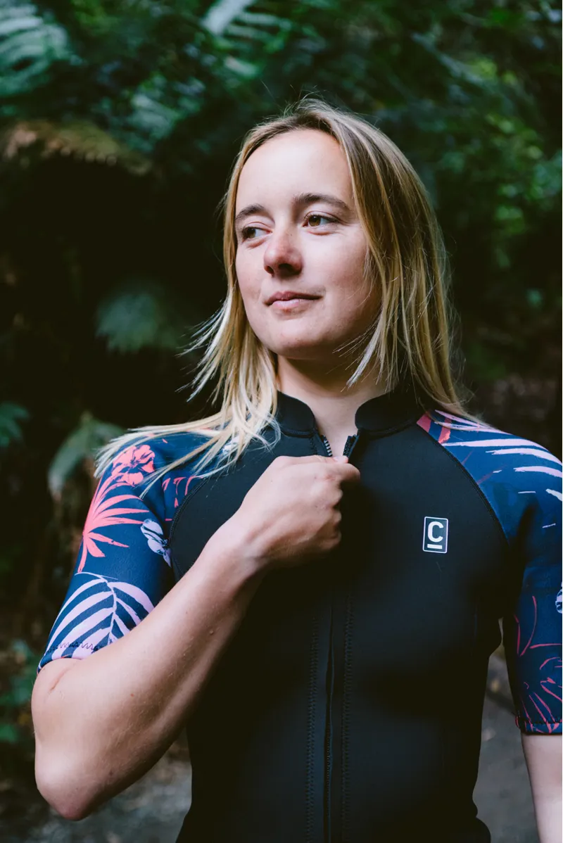 C-Skins NuWave Womens Solace Lite 2/2 Flatlock Shorti Wetsuit Black-5