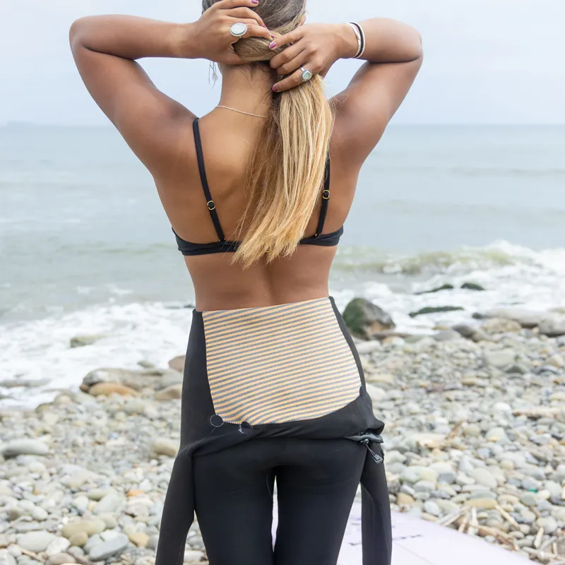 Xcel Womens Comp 4/3 Chest Zip Wetsuit Black/Wine-2