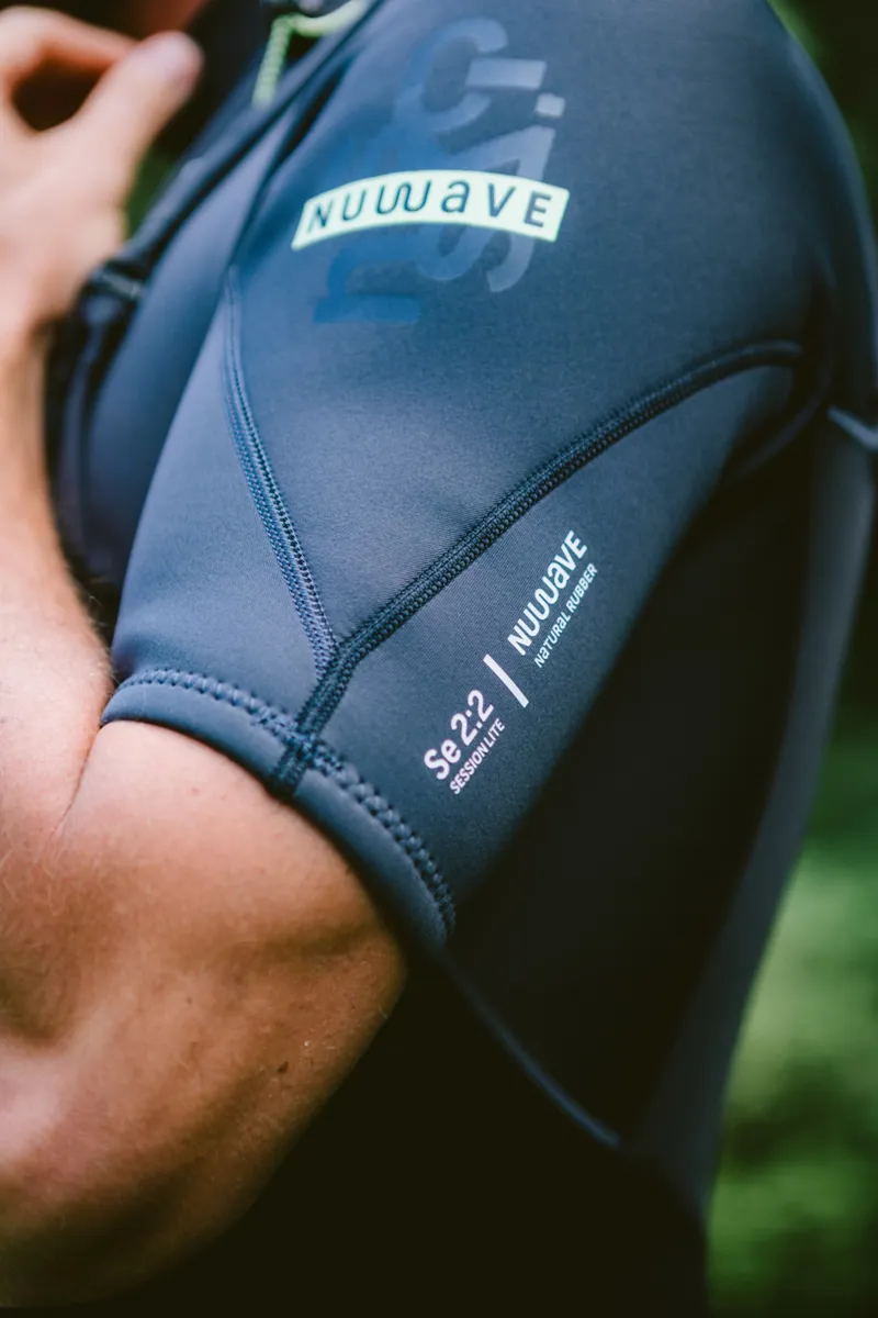 C-Skins NuWave Mens Session Lite 2/2 Chest Zip Flat Lock Shorti Black-6