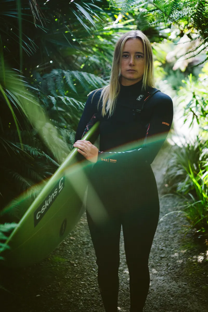 C-Skins NuWave Womens Solace 4/3 Chest Zip Wetsuit Raven/Black-3