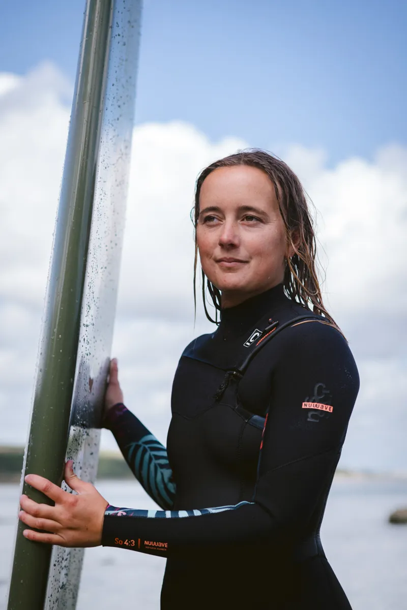 C-Skins NuWave Womens Solace 4/3 Chest Zip Wetsuit Raven/Black-2