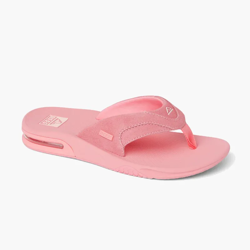 Reef Womens Fanning Strawberry Suede Flips Flops