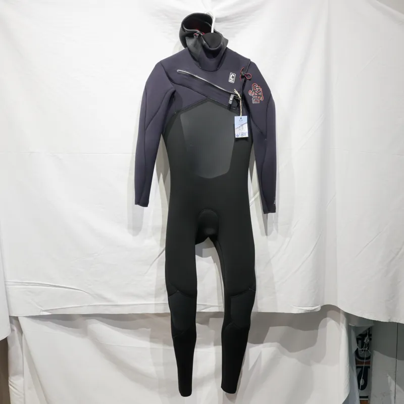 SAMPLE ReWired 6/5 Mens hooded Medium