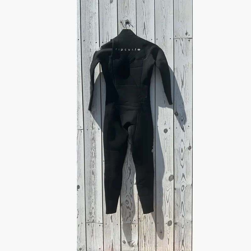 Second Hand Womens Dawn Patrol 5/3 UK8-1