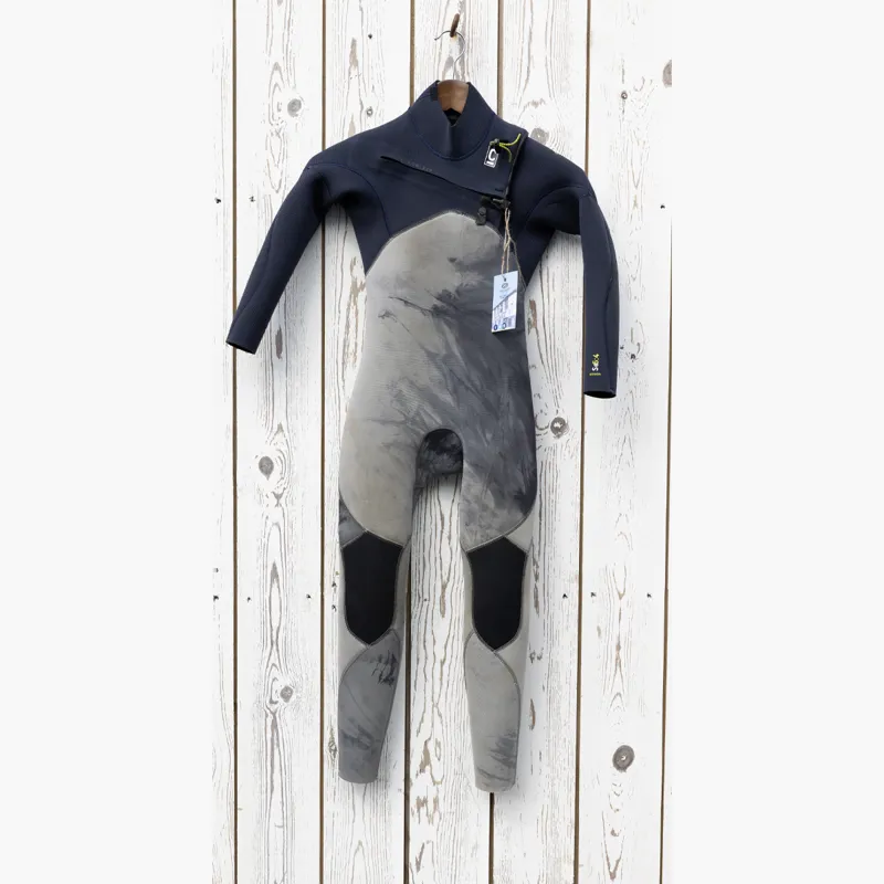 Second Hand Junior C-Skins Session 5/4 Small