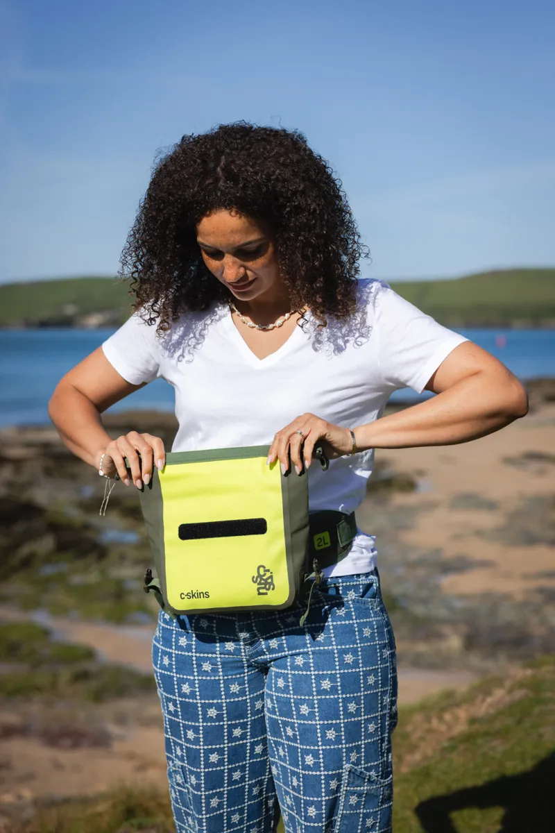 C-Skins Session Dry Bag Waist Pack 2L Flash Green-3