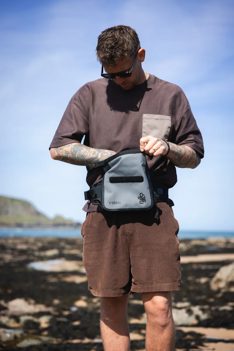 C-Skins Session Dry Bag Waist Pack 2L Storm Grey-4