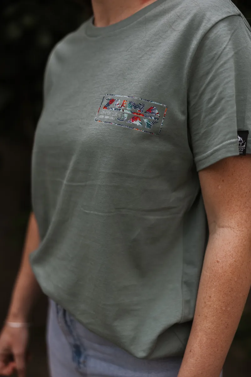 Zuma Jay House Hibiscus Womens Tee Sage-1